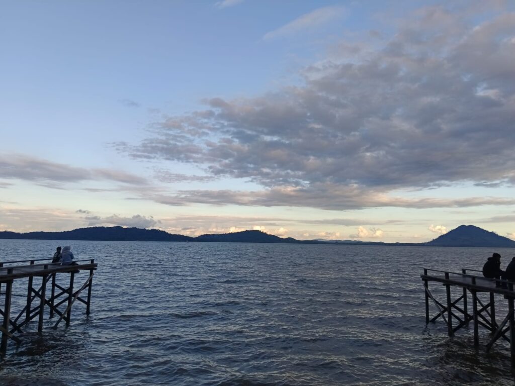 Wisata Mangrove Kersik Putih Jadi Favorit Keluarga, Potensi Alam dan Ekonomi Lokal Terus Tumbuh