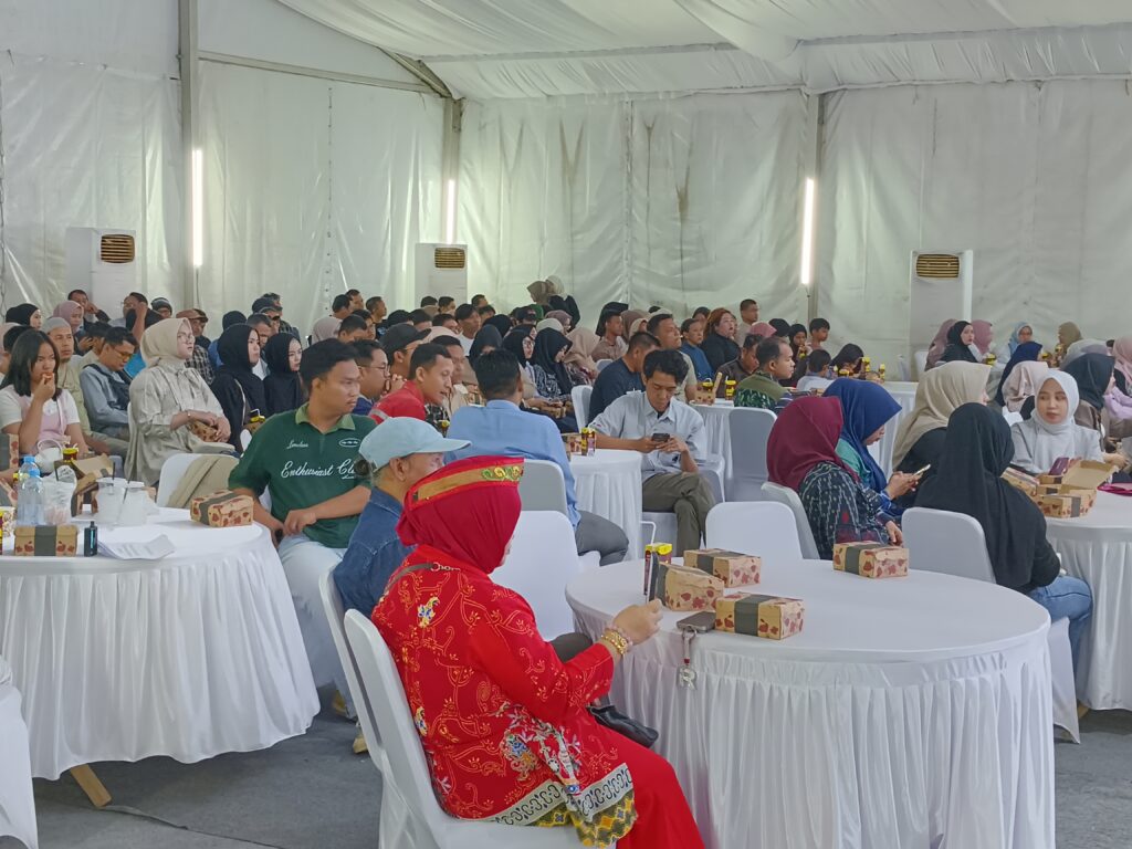 Talkshow Literasi Rumah Pena BerAksi Diserbu Warga, Mini Stage Dipadati Pengunjung